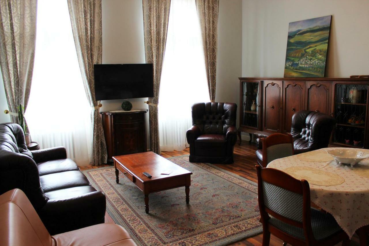 كارلوفي فاري Vintage Apartment المظهر الخارجي الصورة